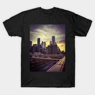 Brooklyn Bridge Manhattan Skyline Sunset New York City T-Shirt